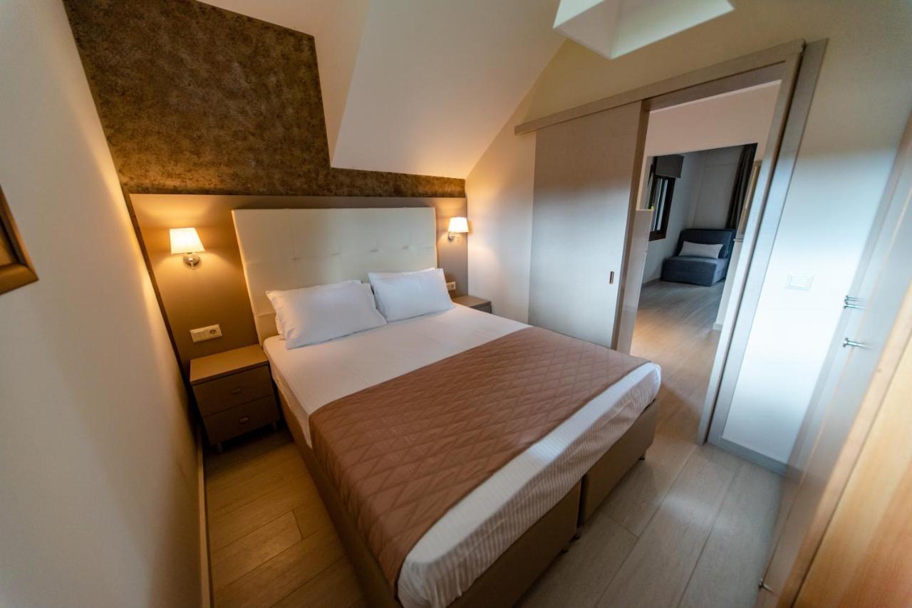 Villa Diamantis Apartments Hanioti Eksteriør billede